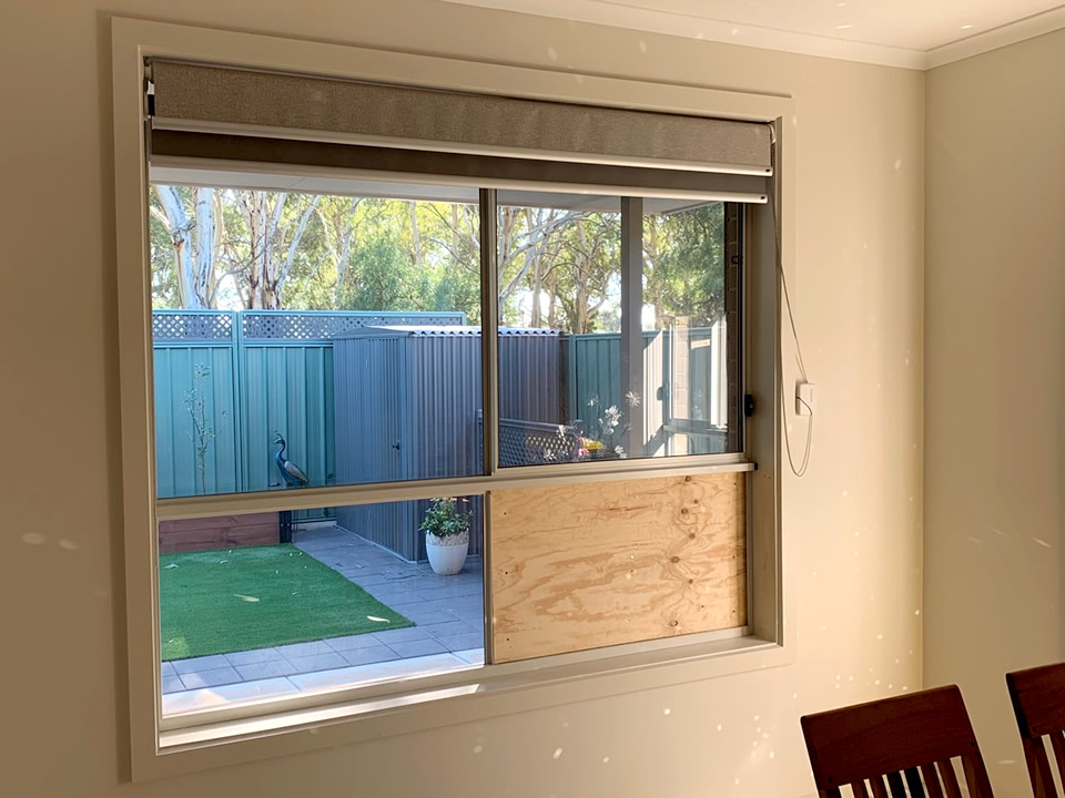 replace wood in aluminium window inside before